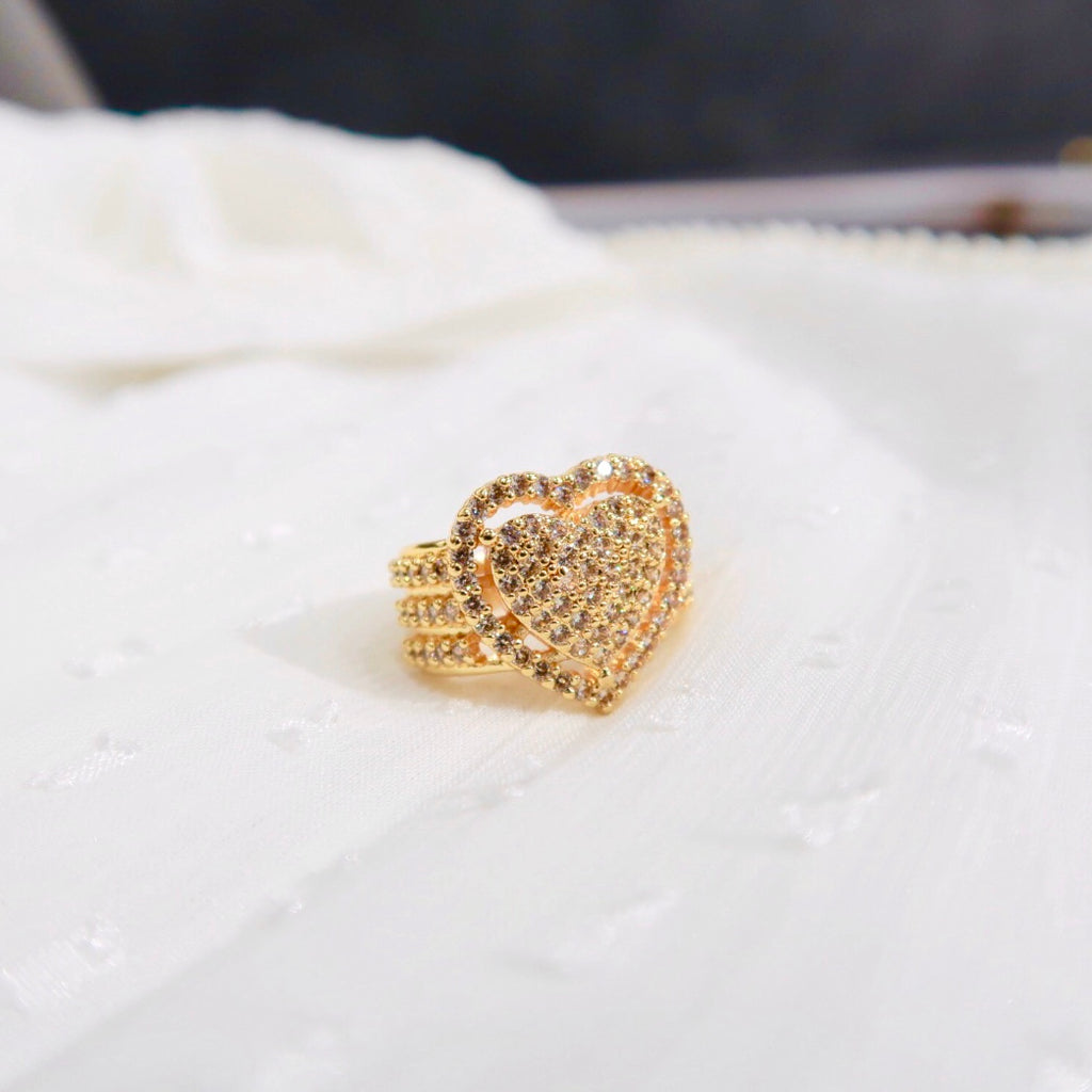 Manmade Diamond Detail 24K Bangkok Gold Heart Ring