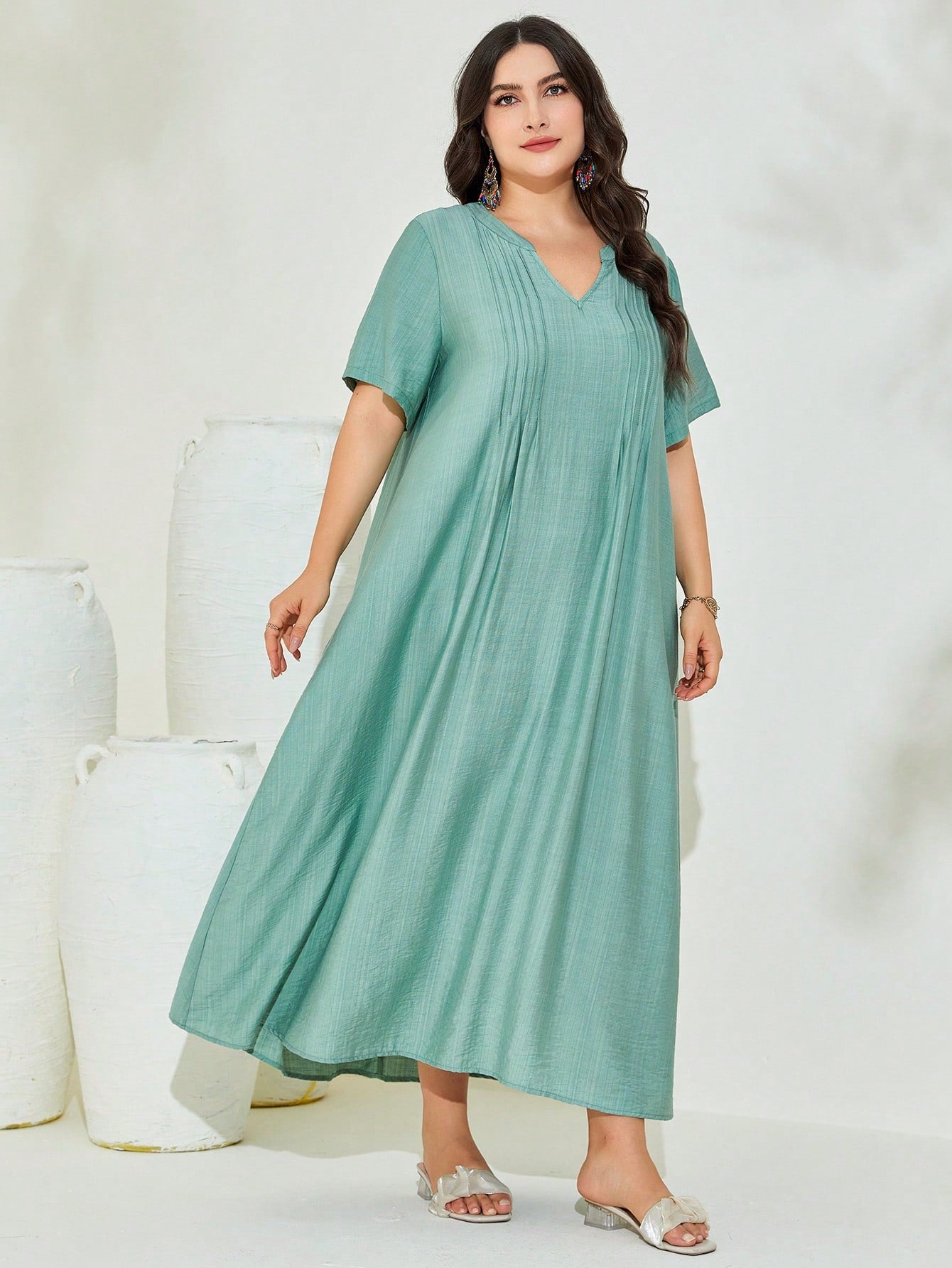 V-neck Pleated Line Plus Size Dress