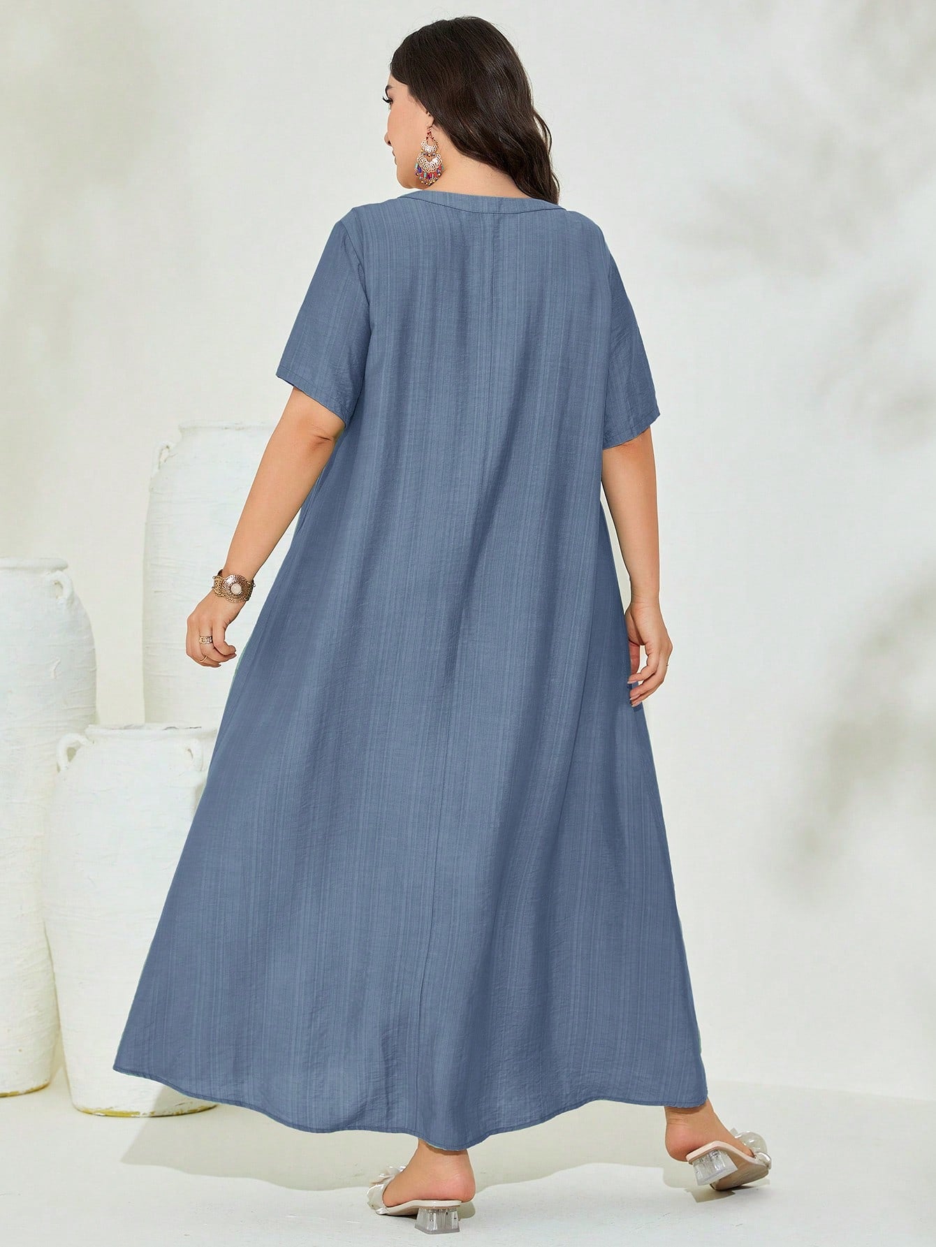 V-neck Pleated Line Plus Size Dress