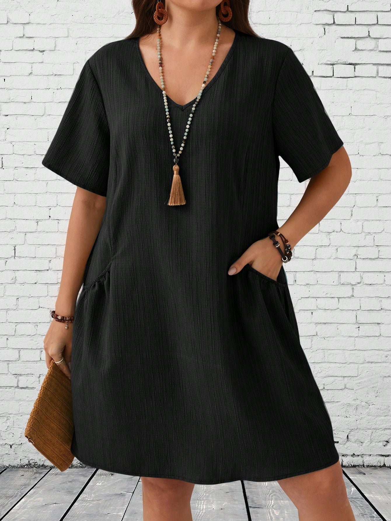 V-neck Side Pocket Solid Plus Size Dress