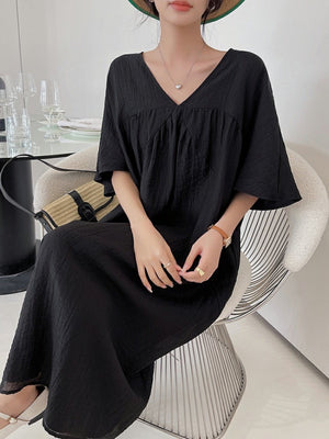 V-neck Batwing Sleeve Side Pocket Oversize / Plus Size Dress