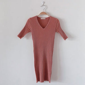 Simple V-neck Knitted Dress