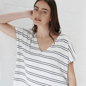 Side Slit V-neck Stripe Pattern Batwing Sleeve Oversize Knitted Top