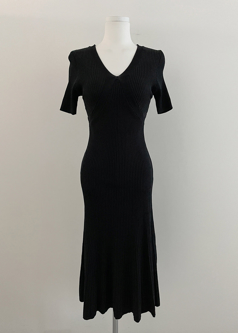 High Quality V-neck A-line Elegant Knitted Dress