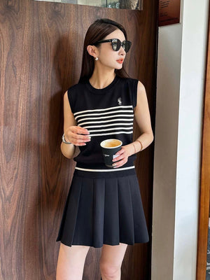 Embroidery Stripe Sleeveless Knitted Top