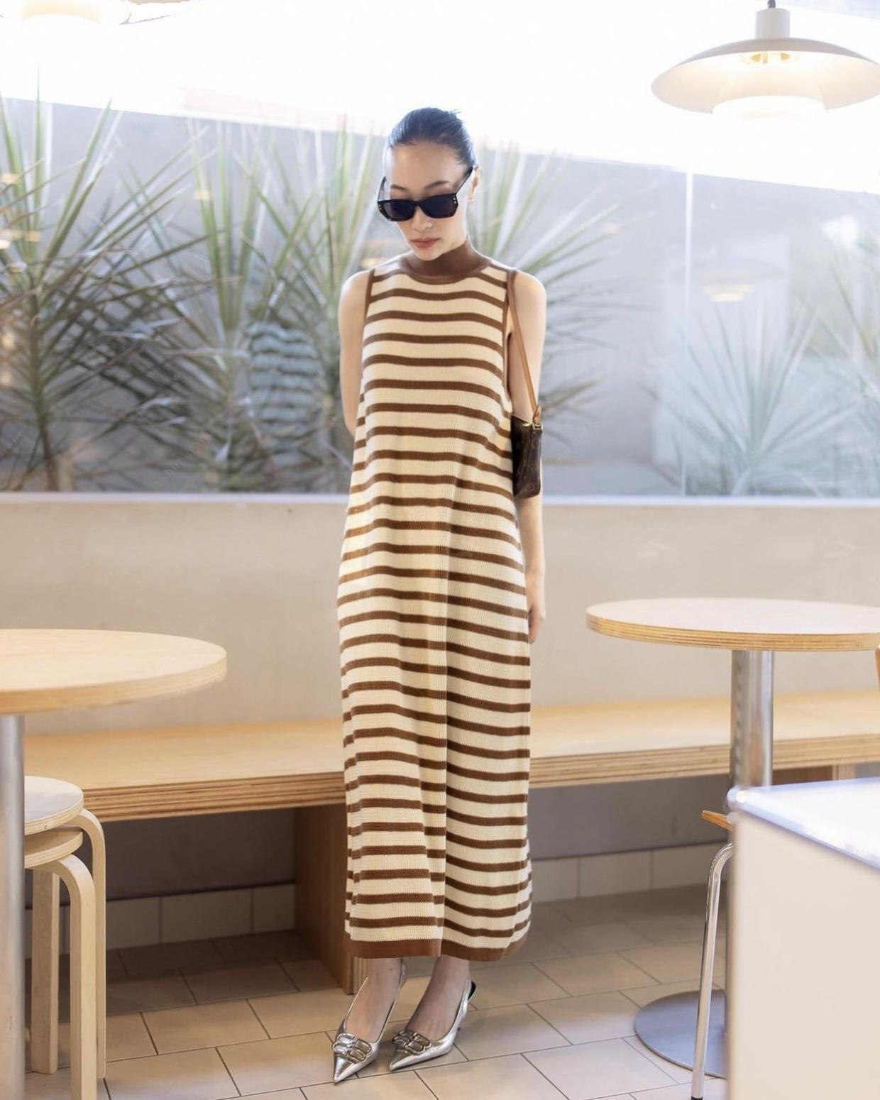 Turtle Neck Stripe Side Split Loose Knitted Dress