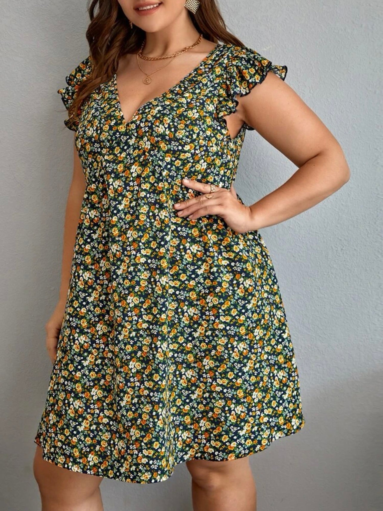 Ruffle Sleeve Ditsy Floral Plus Size Dress