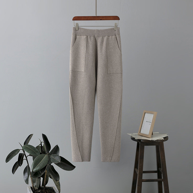 Side Patch Pocket Garter Knitted Jogger Pants