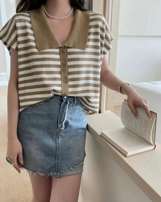 Collar Neck Button Down Stripe Oversize Knitted Top