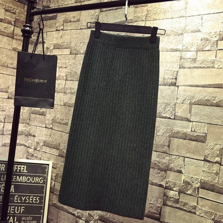 Back Slit Garter Waist Ribbed Knitted Skirt