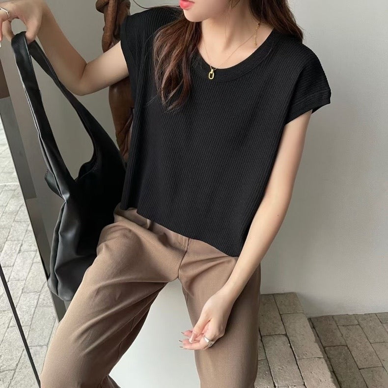 Side Slit Round Neck Oversize Knitted Top