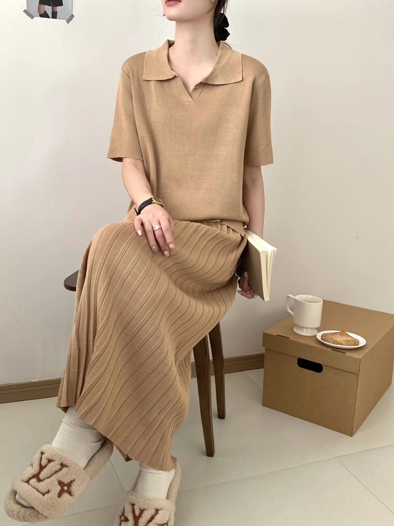 Collar Neck Short Sleeve Low High Hem Top & Pleated Skirt Oversize Knitted Terno Set Coords