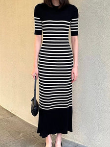 Korean Simple Elegant Stripe Knitted Dress