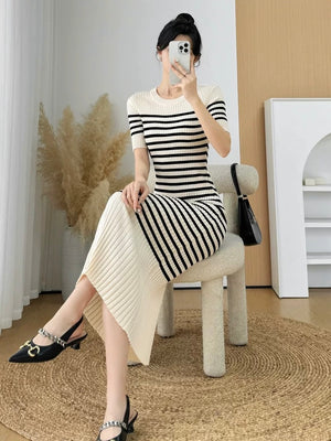 Korean Simple Elegant Stripe Knitted Dress
