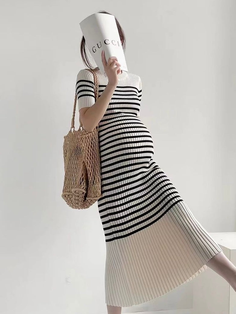 Korean Simple Elegant Stripe Knitted Dress