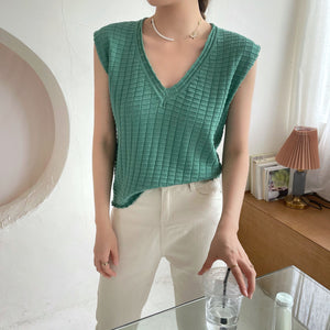 Embossed Waffle Pattern V-neck Oversize Knitted Top