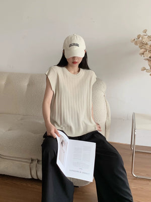 Side Slit Batwing Sleeve Ribbed Knitted Oversize Top