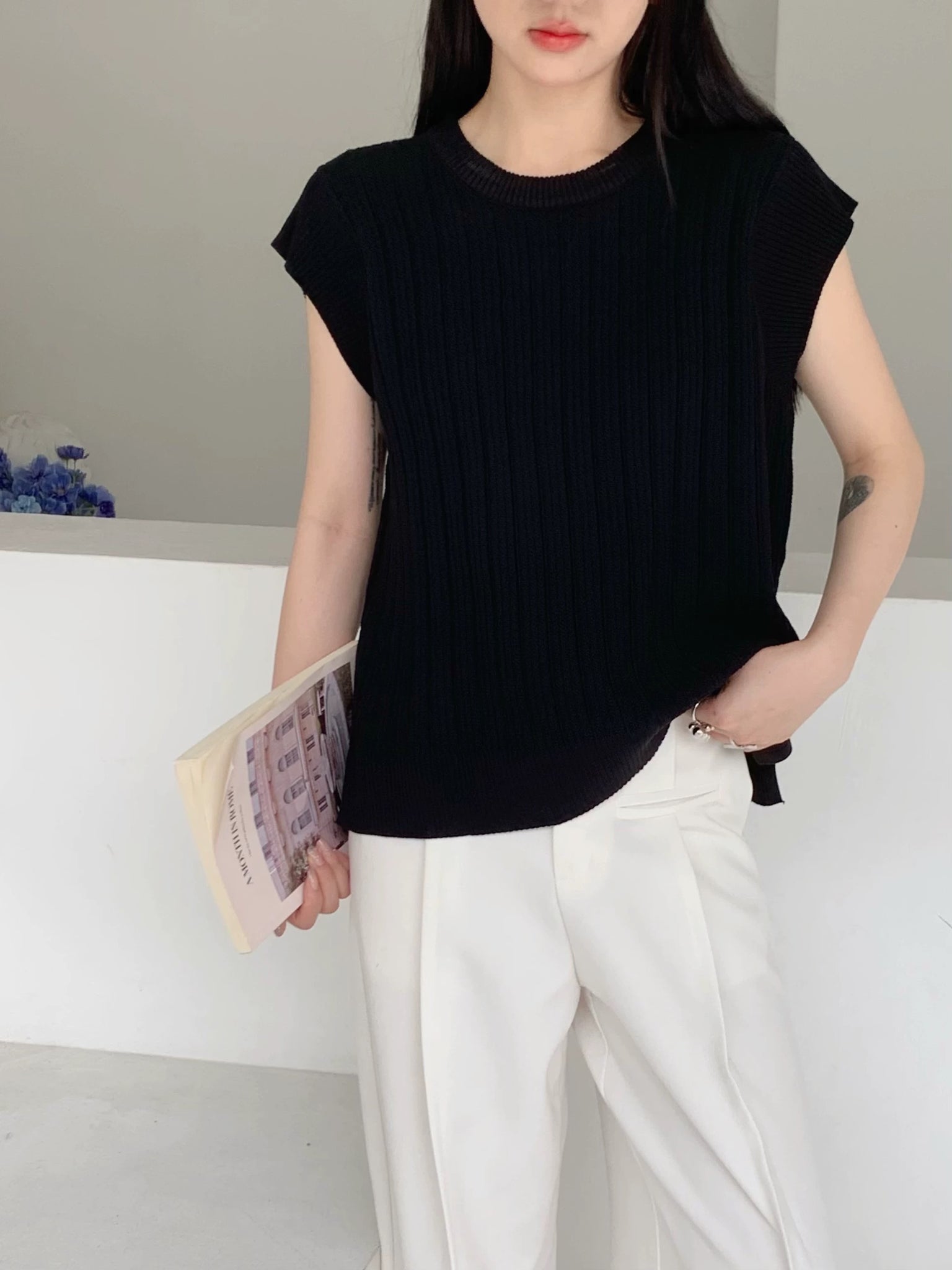 Side Slit Batwing Sleeve Ribbed Knitted Oversize Top