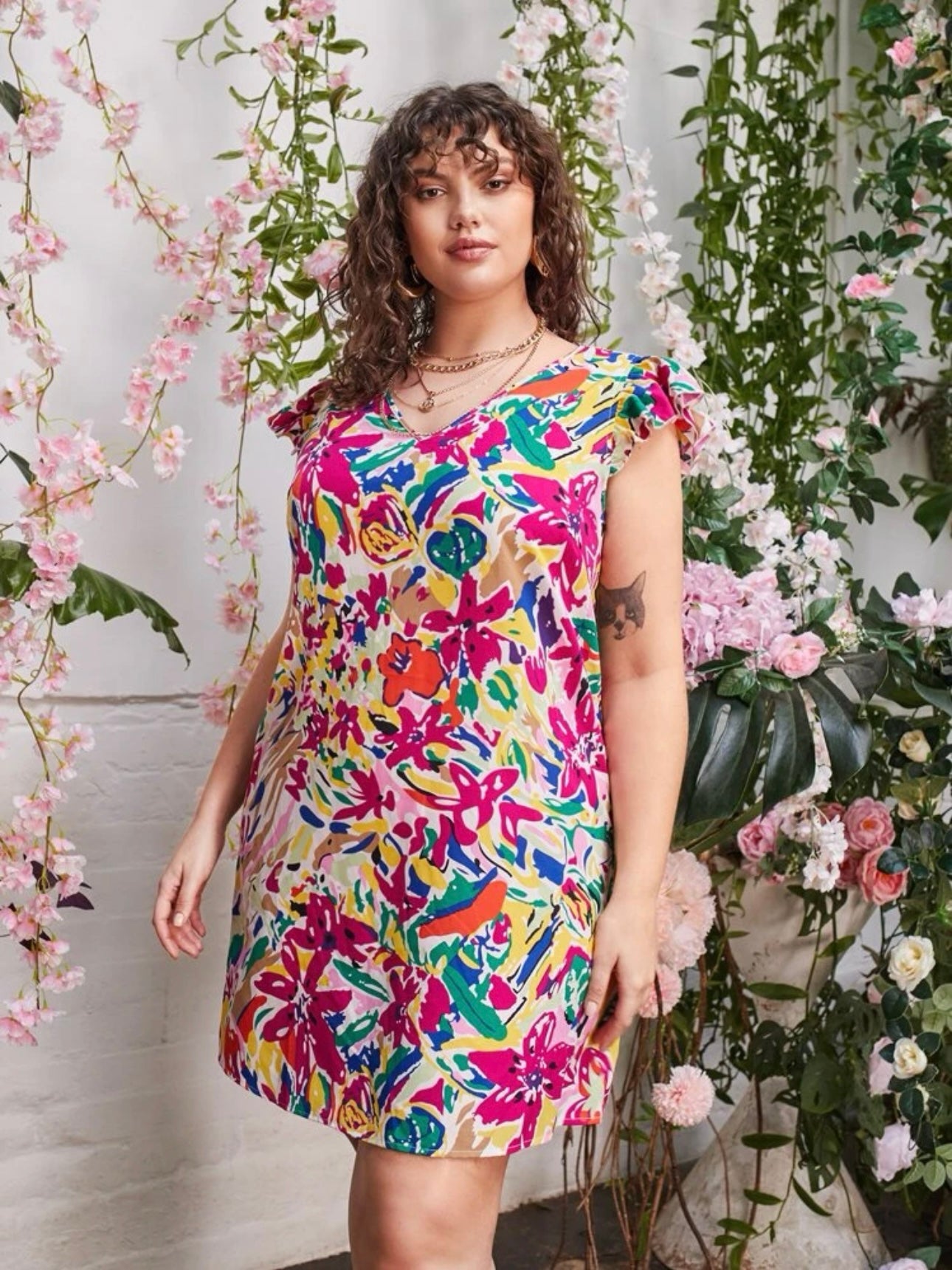 V-neck Ruffle Sleeve Multi Geo Print Plus Size Dress
