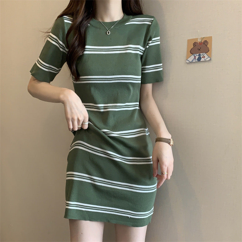 Simple Retro Stripe Knitted Dress