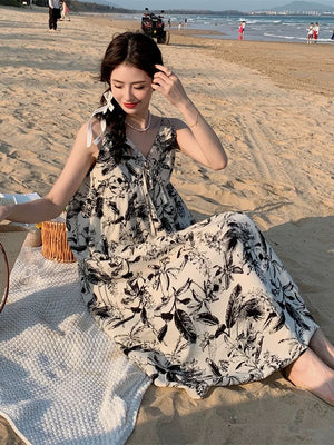 V-neck Plant Print Front Halter Neck Dress