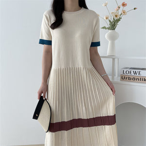Color Trim Pleated Knitted Oversize Dress