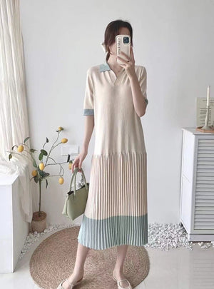 Two Tone Polo Neck Pleated Oversize Knitted Dress