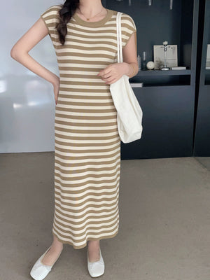 Slit Back Round Neck Stripe Knitted Dress