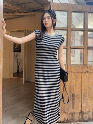 Slit Back Round Neck Stripe Knitted Dress