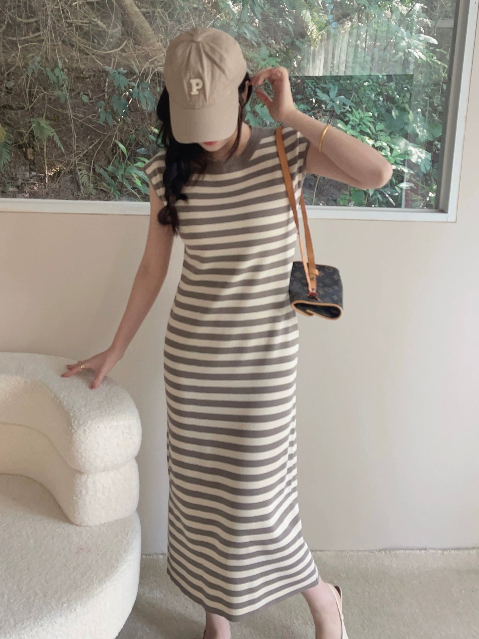 Slit Back Round Neck Stripe Knitted Dress