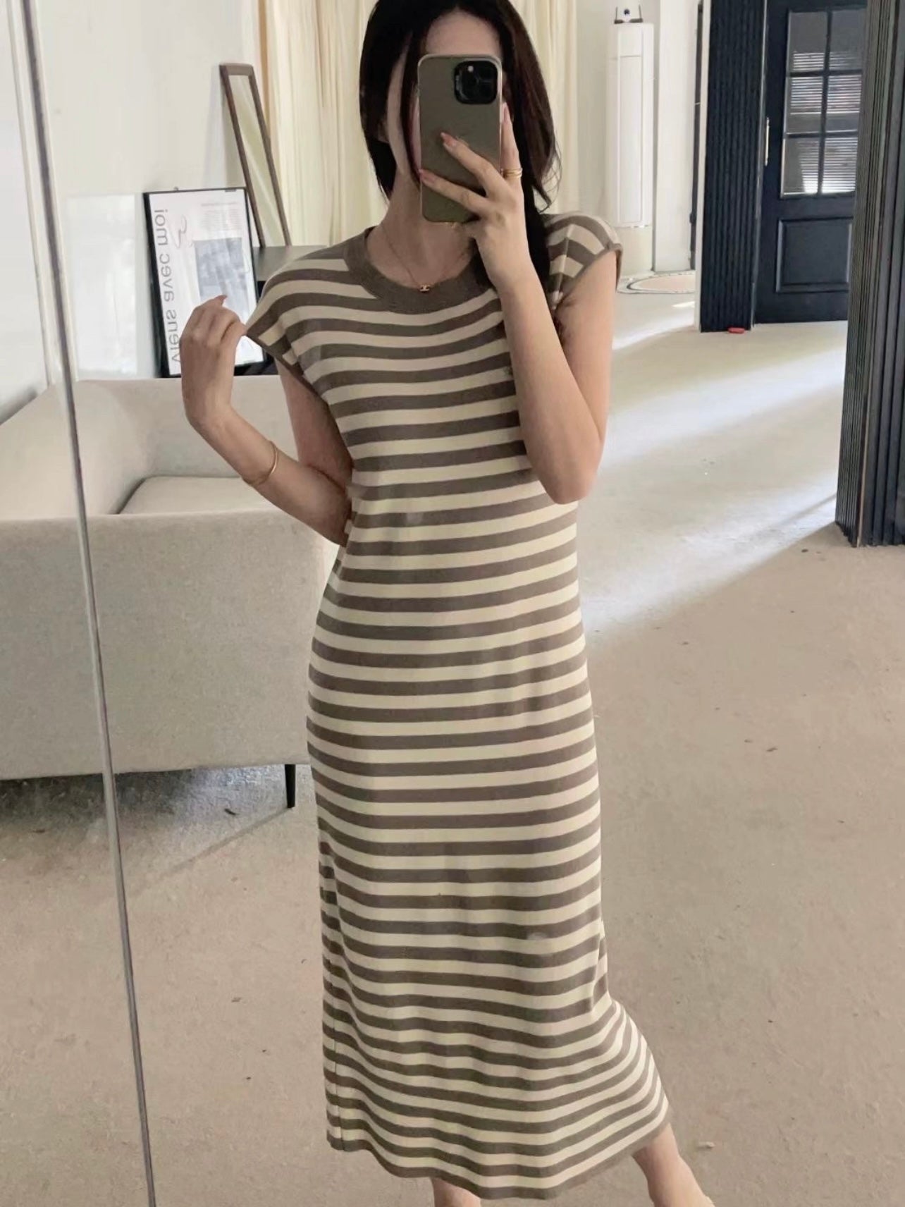 Slit Back Round Neck Stripe Knitted Dress