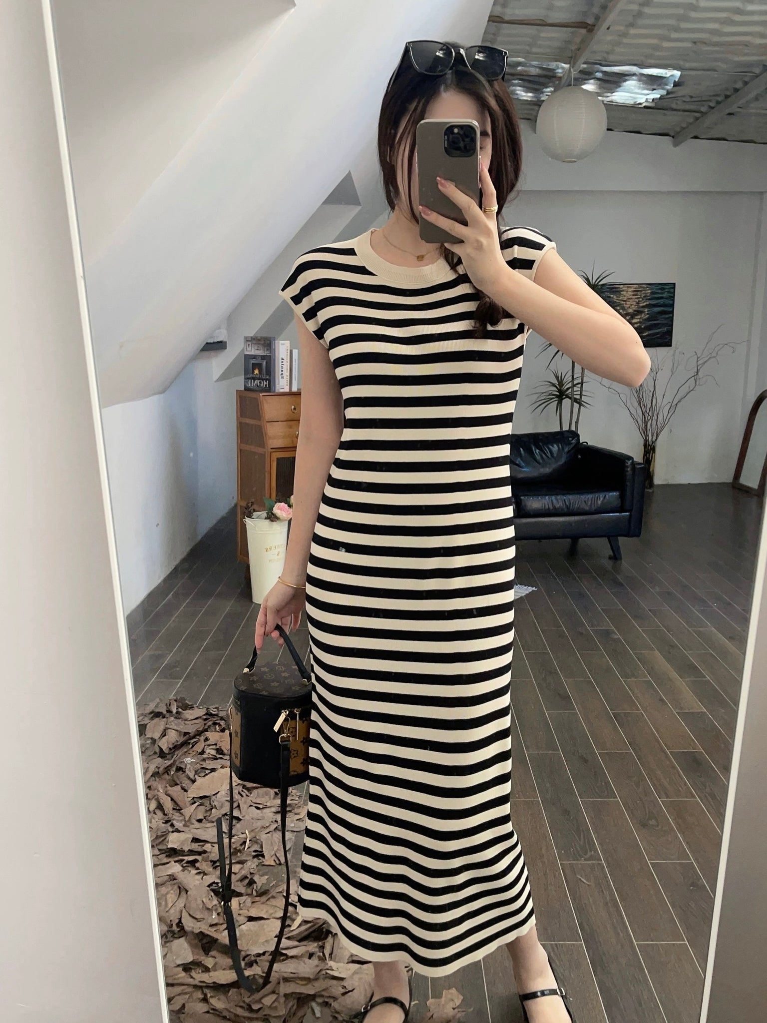 Slit Back Round Neck Stripe Knitted Dress