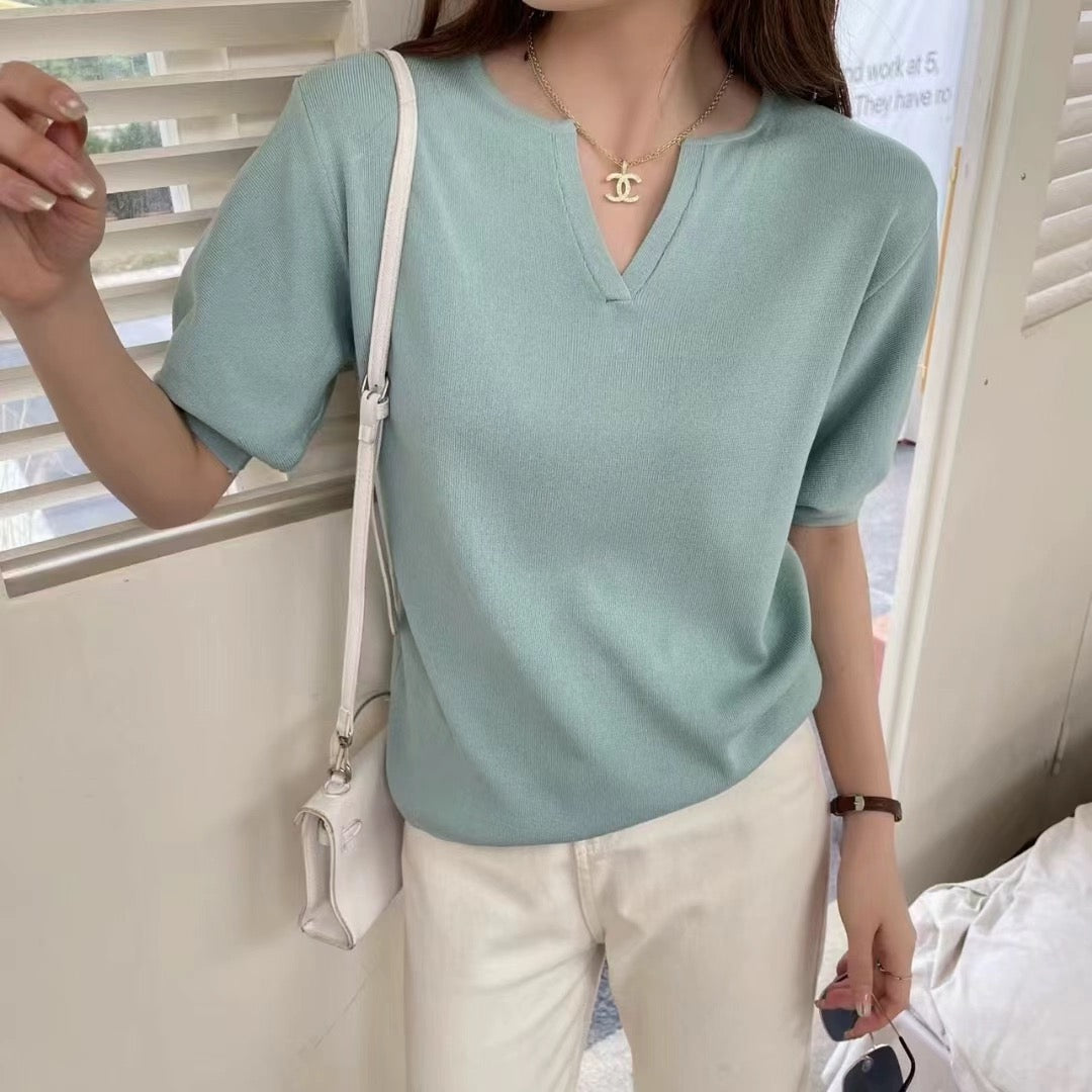 Notch Neck Oversize Solid Knitted Top