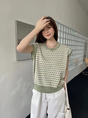 Geometric Pattern Color Contrasted Oversize Knitted Top