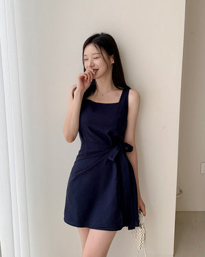 Cover-up Front Self Tie Bowknot Square Neck Dress