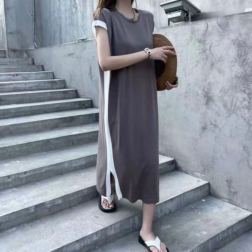 Side Slit Two Tone Round Neck Oversize Knitted Dress