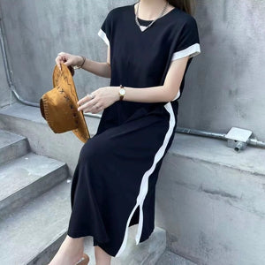 Side Slit Two Tone Round Neck Oversize Knitted Dress