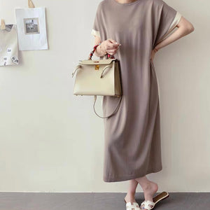 Side Slit Two Tone Round Neck Oversize Knitted Dress