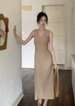 V-neck Ruched Side Solid Elegant Dress