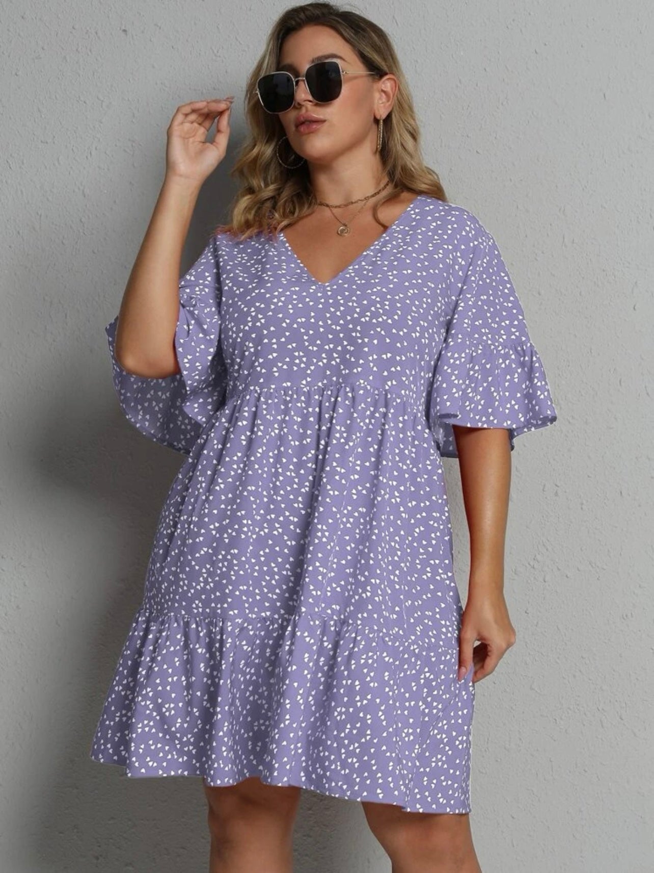 Heart Pattern V-neck Trumpet Sleeve Flounce Hem Plus Size Babydoll Dress