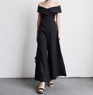Off The Shoulder Pleated Solid Jumpsuit