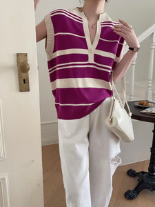 One Working Button Stripe Sleeveless Oversize Knitted Top