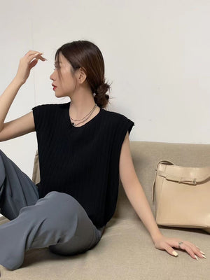 Sleeveless Simple Oversize Knitted Top