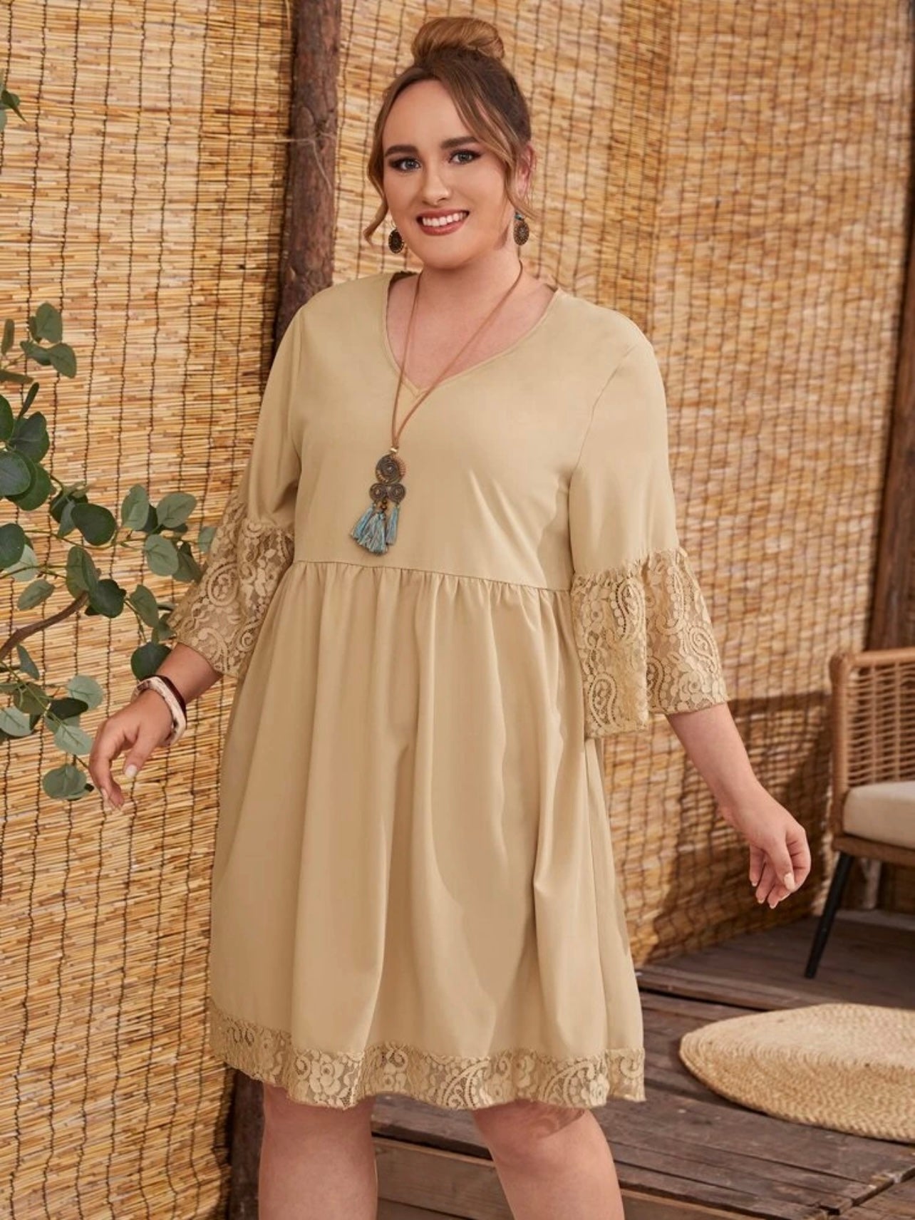 Embroidery Lace Sleeve Hem V-neck Solid Plus Size Babydoll Dress