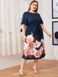 Elegant Floral Self Belt Plus Size Dress