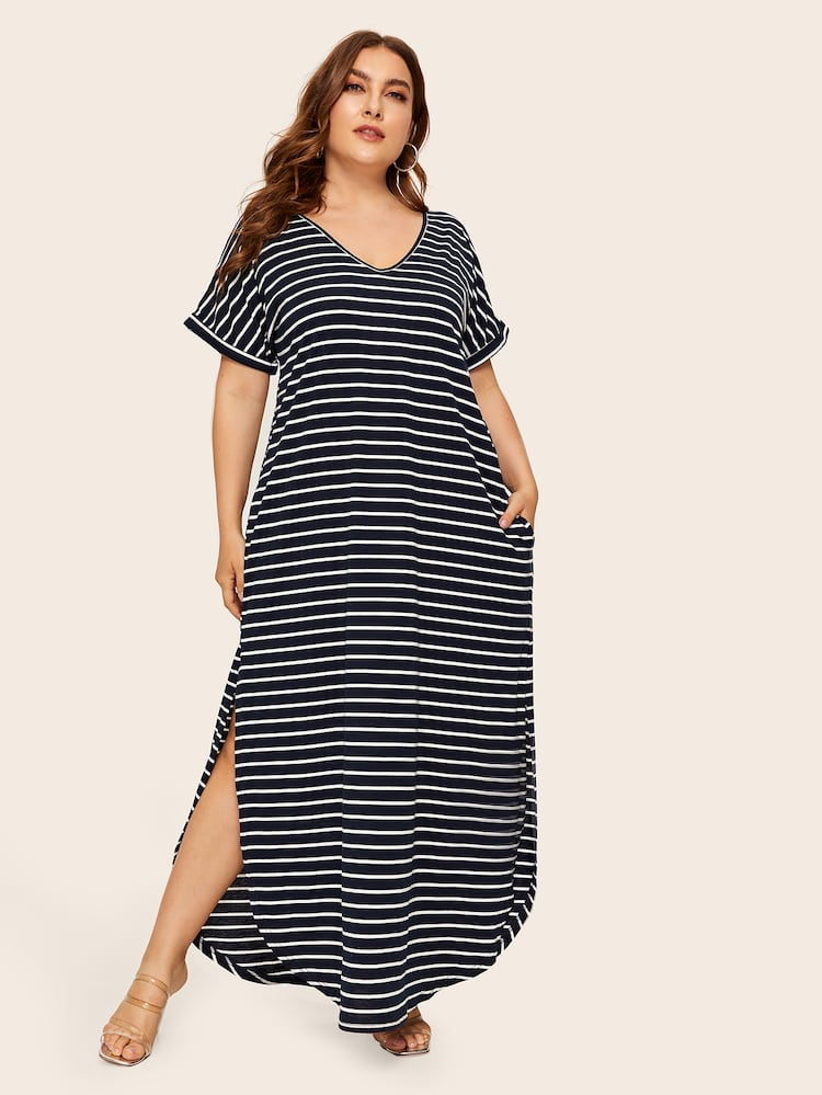 Pocketed Stripe Curve Hem Plus Size Dress